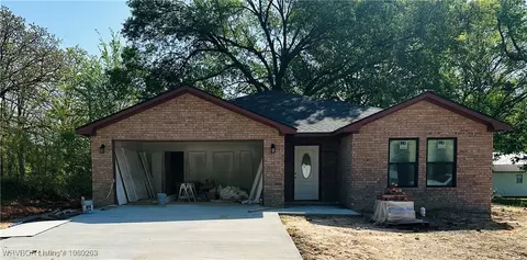 1001 Gore St, Muldrow, OK 74948