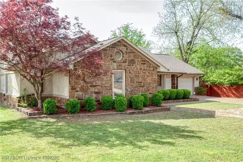 209 N 33rd Cir, Fort Smith, AR 72903 photo 5