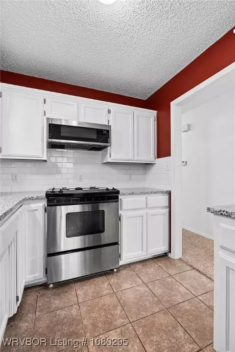 Kitchen - 203 E Brown St, Paris, AR 72855 photo 2 of 3