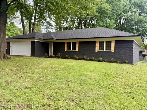 3117 S 56th St, Fort Smith, AR 72903