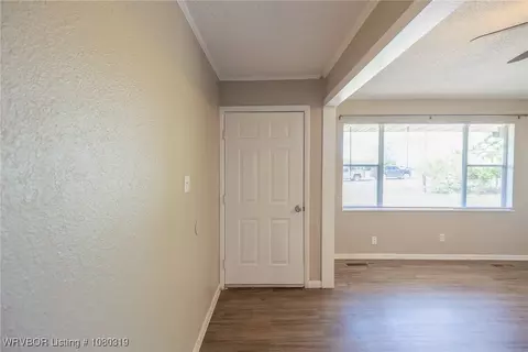 Entry Way - 1224 School St, Fort Smith, AR 72908 photo 1 of 3