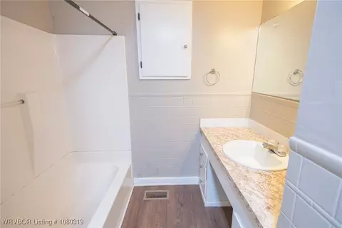 Bath - 1224 School St, Fort Smith, AR 72908 photo 1 of 1