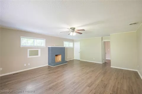 Living - 1224 School St, Fort Smith, AR 72908 photo 3 of 5