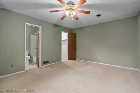 Bedroom - 8013 Yorktown Rd, Fort Smith, AR 72903 photo 5 of 11