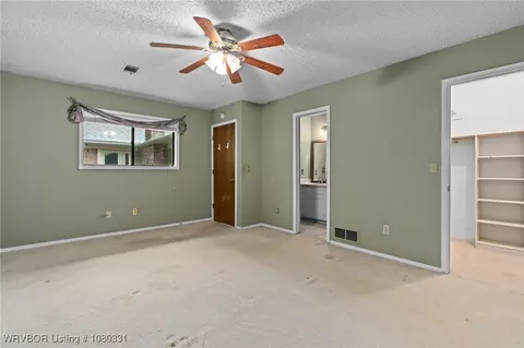 Bedroom - 8013 Yorktown Rd, Fort Smith, AR 72903 photo 6 of 11