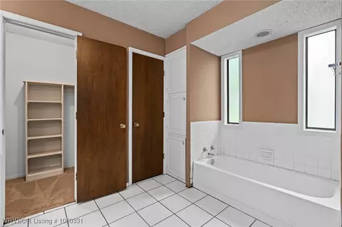 Bath - 8013 Yorktown Rd, Fort Smith, AR 72903 photo 1 of 7