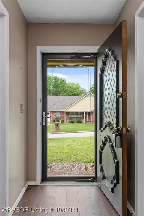 Entry Way - 8013 Yorktown Rd, Fort Smith, AR 72903 photo 1 of 1