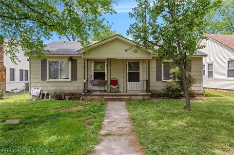 1405 N 40th St, Fort Smith, AR 72904
