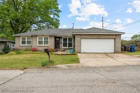 2411 N 55th Ln, Fort Smith, AR 72904 photo 1