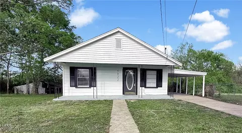 5022 Dora Rd, Van Buren, AR 72956