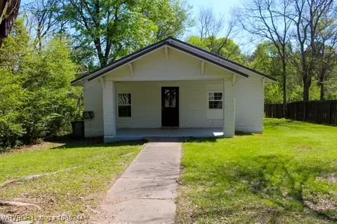 400 N 4th St, Lavaca, AR 72941 photo 1