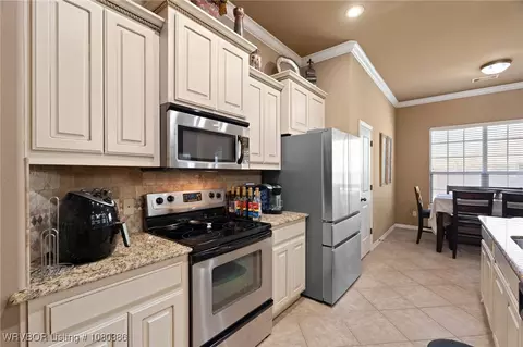 Kitchen - 12100 Sycamore St, Fort Smith, AR 72916 photo 1 of 3