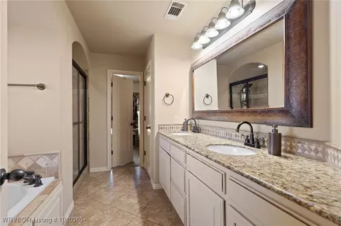 Bath - 12100 Sycamore St, Fort Smith, AR 72916 photo 1 of 2