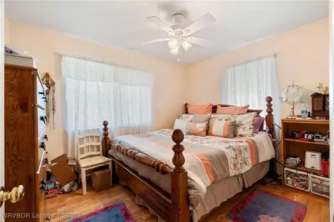 Bedroom - 8124 Cypress Ave, Fort Smith, AR 72908 photo 3 of 4