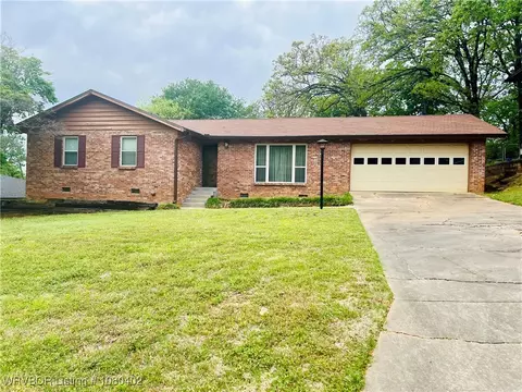 2916 S 21st St, Fort Smith, AR 72901 photo 3