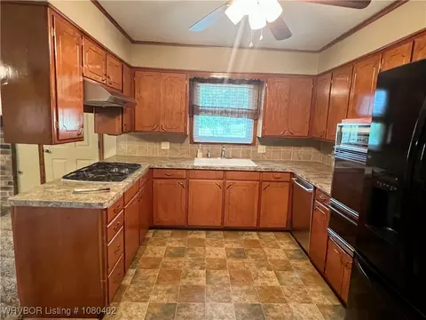 2916 S 21st St, Fort Smith, AR 72901 photo 14