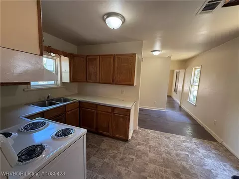 1315 N 9th St, Fort Smith, AR 72901 photo 6