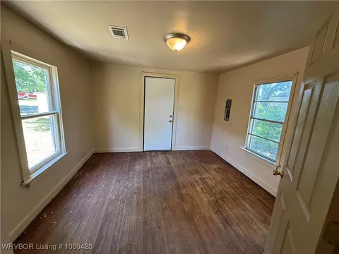 1315 N 9th St, Fort Smith, AR 72901 photo 4