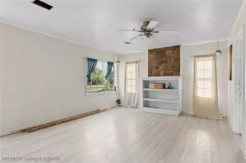 Living - 714 E Academy St, Paris, AR 72855 photo 1 of 3