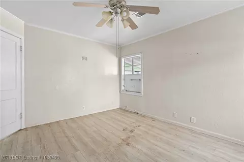 Bedroom - 714 E Academy St, Paris, AR 72855 photo 6 of 6