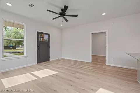 Living - 3301 Wirsing Ave, Fort Smith, AR 72904 photo 2 of 2