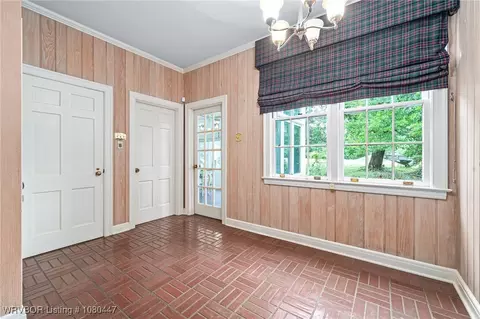 Entry Way - 5421 Free Ferry Rd, Fort Smith, AR 72903 photo 2 of 6