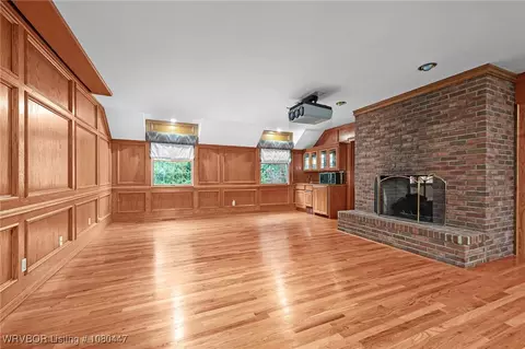 Living - 5421 Free Ferry Rd, Fort Smith, AR 72903 photo 4 of 5