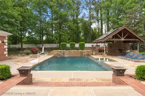 Exterior - 2500 Athlone Rd, Fort Smith, AR 72903 photo 4 of 13