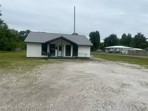 601 E Schley St, Vian, OK 74962