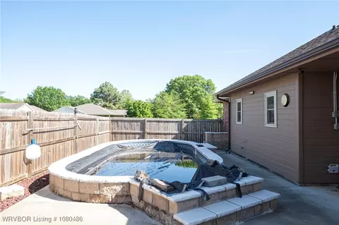 516 Loop W, Roland, OK 74954 photo 44
