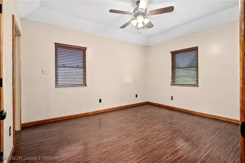 516 Loop W, Roland, OK 74954 photo 26