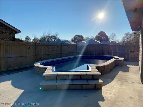 516 Loop W, Roland, OK 74954 photo 48