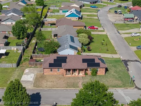516 Loop W, Roland, OK 74954 photo 7