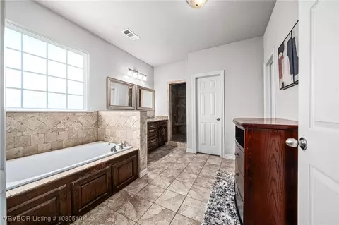 6914 Woodhaven Cir, Fort Smith, AR 72916 photo 17