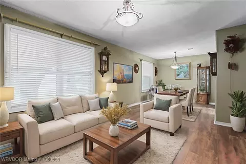 8611 Royal Ridge Dr, Fort Smith, AR 72903 photo 2