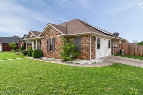 1901 Denali Way, Barling, AR 72923 photo 8
