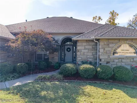 10712 Saint Michael Ct, Fort Smith, AR 72908 photo 5