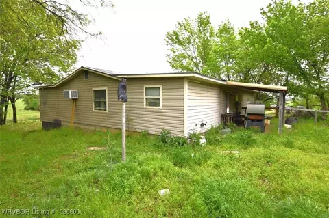 469342 E 820 Rd, Stilwell, OK 74960