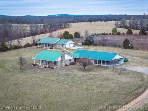472687 Highway 51, Stilwell, OK 74960