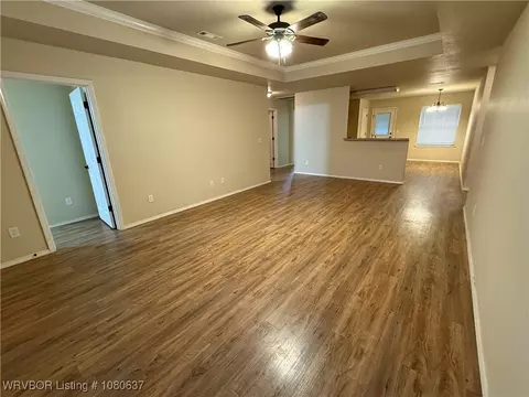 403 Riley Dr, Alma, AR 72921 photo 4