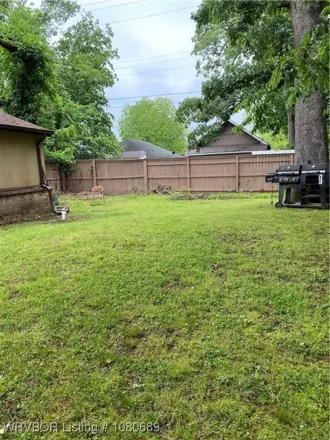 Exterior - 1015 N 41st St, Fort Smith, AR 72904 photo 3 of 4
