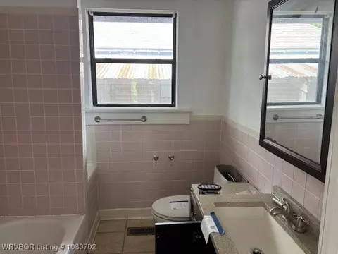 Bath - 901 N 16th St, Fort Smith, AR 72901 photo 2 of 2