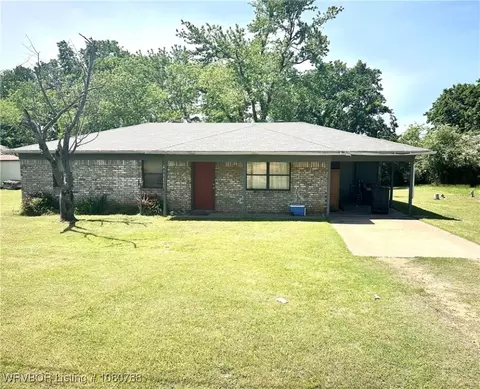 3031 Stoneridge Dr, Van Buren, AR 72956