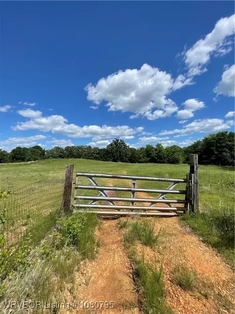 7021 State Line Rd, Fort Smith, AR 72901 photo 2