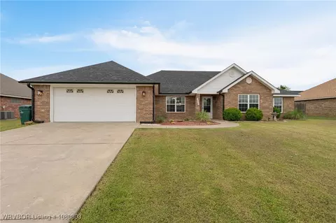 1010 Mattox Ln, Sallisaw, OK 74955