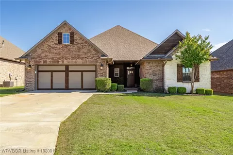 8501 Silverstone Ct, Fort Smith, AR 72916