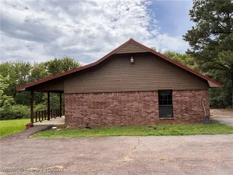 710 E 4th St, Hartford, AR 72938 photo 40