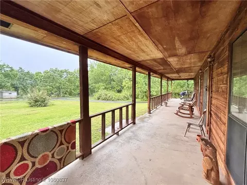 710 E 4th St, Hartford, AR 72938 photo 2
