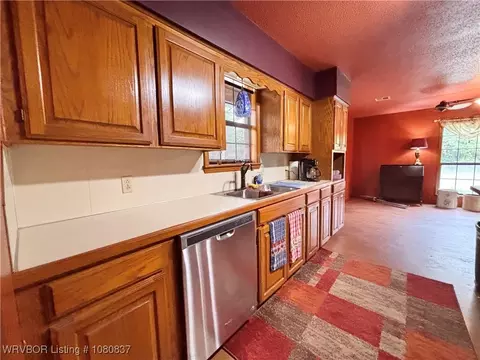 710 E 4th St, Hartford, AR 72938 photo 13