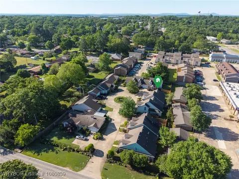 View/Area - 2808 May Branch Pt, Fort Smith, AR 72903 photo 3 of 7
